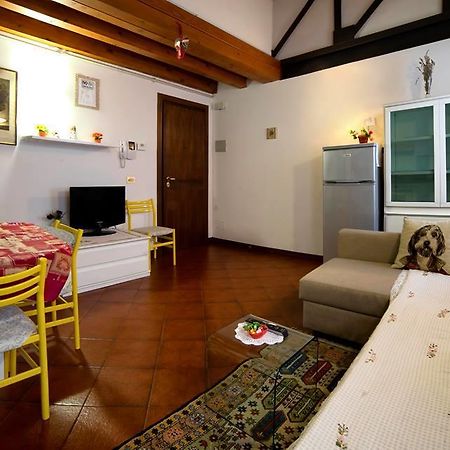 Holiday Treviso Suite Lombardi Buitenkant foto